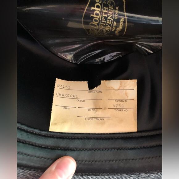 DOBBS Fifth Avenue Grey Tweed Fedora Hat - Picture 8 of 9